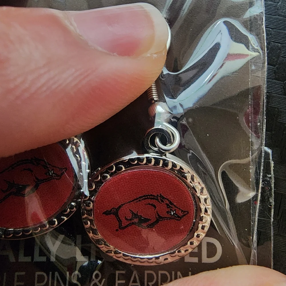 NEW Arkansa Razorbacks bundle - Picture 7 of 8